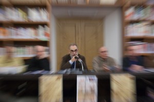 Il delegato FIAF del Lazio (Lucio Governa) proferisce il verbo ai Presidenti ed agli iscritti FIAF