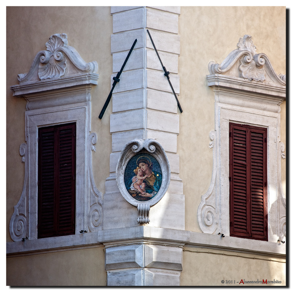 Edicola-sacra-1