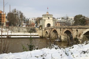 PONTE MILVIO CON LA NEVE