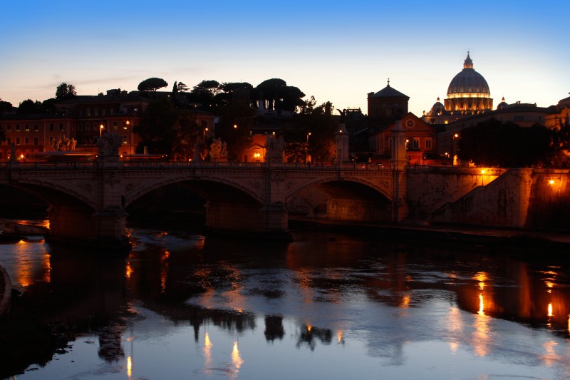 Una sera... passeggiando per Ponte S. Angelo