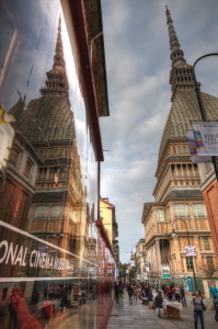 9. Riflessi Metropolitani (Twin Towers a Torino)