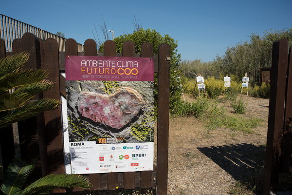 Scopri di più sull'articolo MONTAGGIO MOSTRA “AMBIENTE CLIMA FUTURO” OASI LIPU OSTIA.