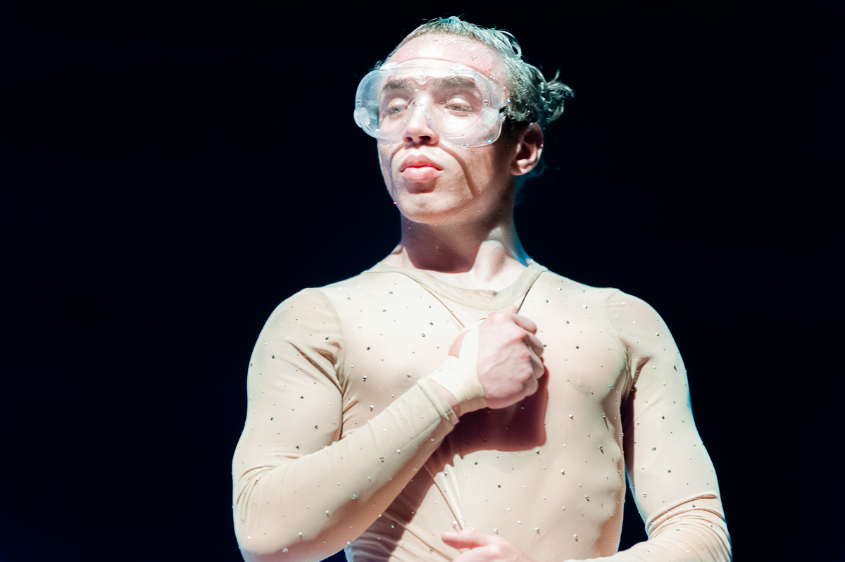 Al momento stai visualizzando Una serata di danza al teatro di villa Lazzaroni